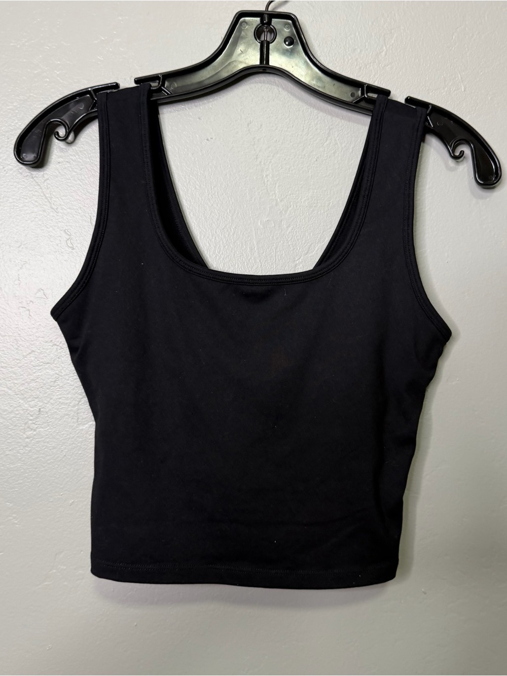 HALARA Black Cross-Back Sports Bra U Neck Crossover Barre Ballet Dance Tank Top